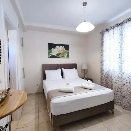 Lovely Rooms Finikounda Extérieur photo