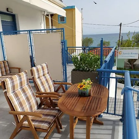 Lovely Rooms Finikounda Extérieur photo