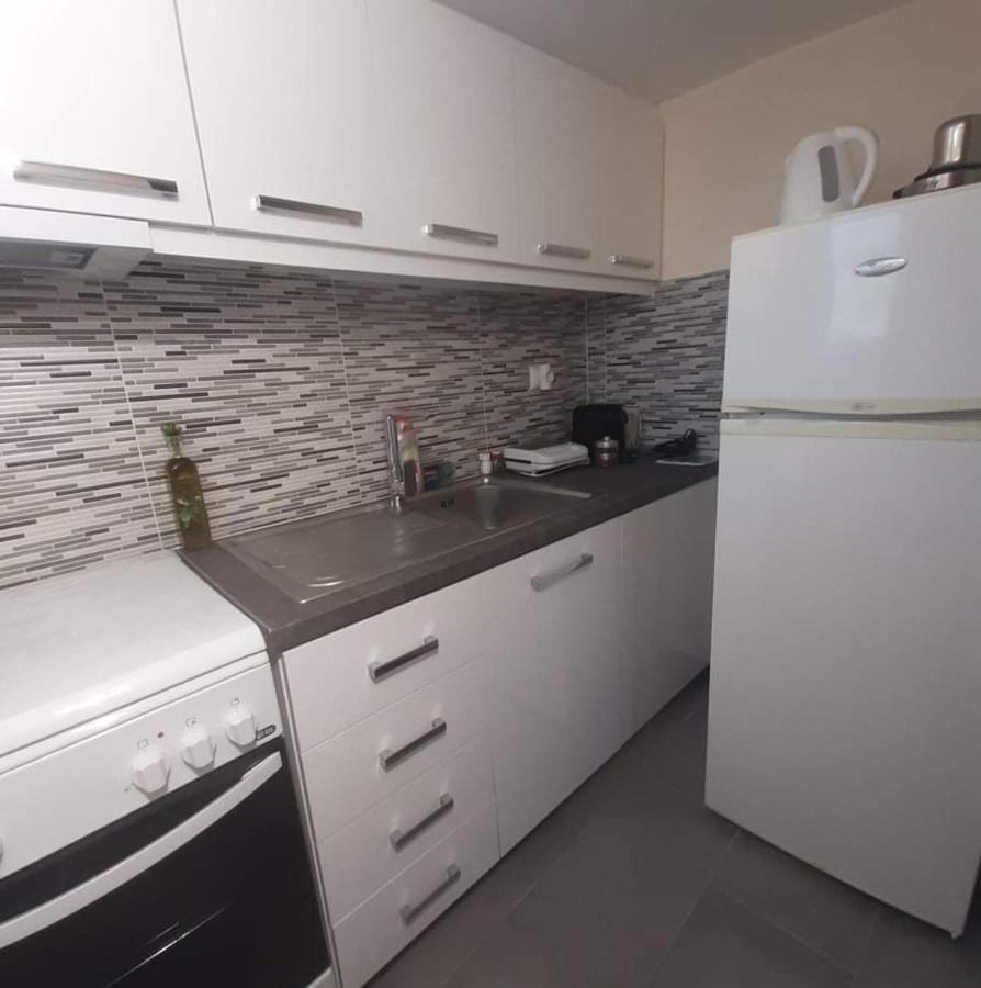 Appartement Lovely Foinikounda
